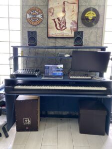 Mesa para estudio de sonido o musical