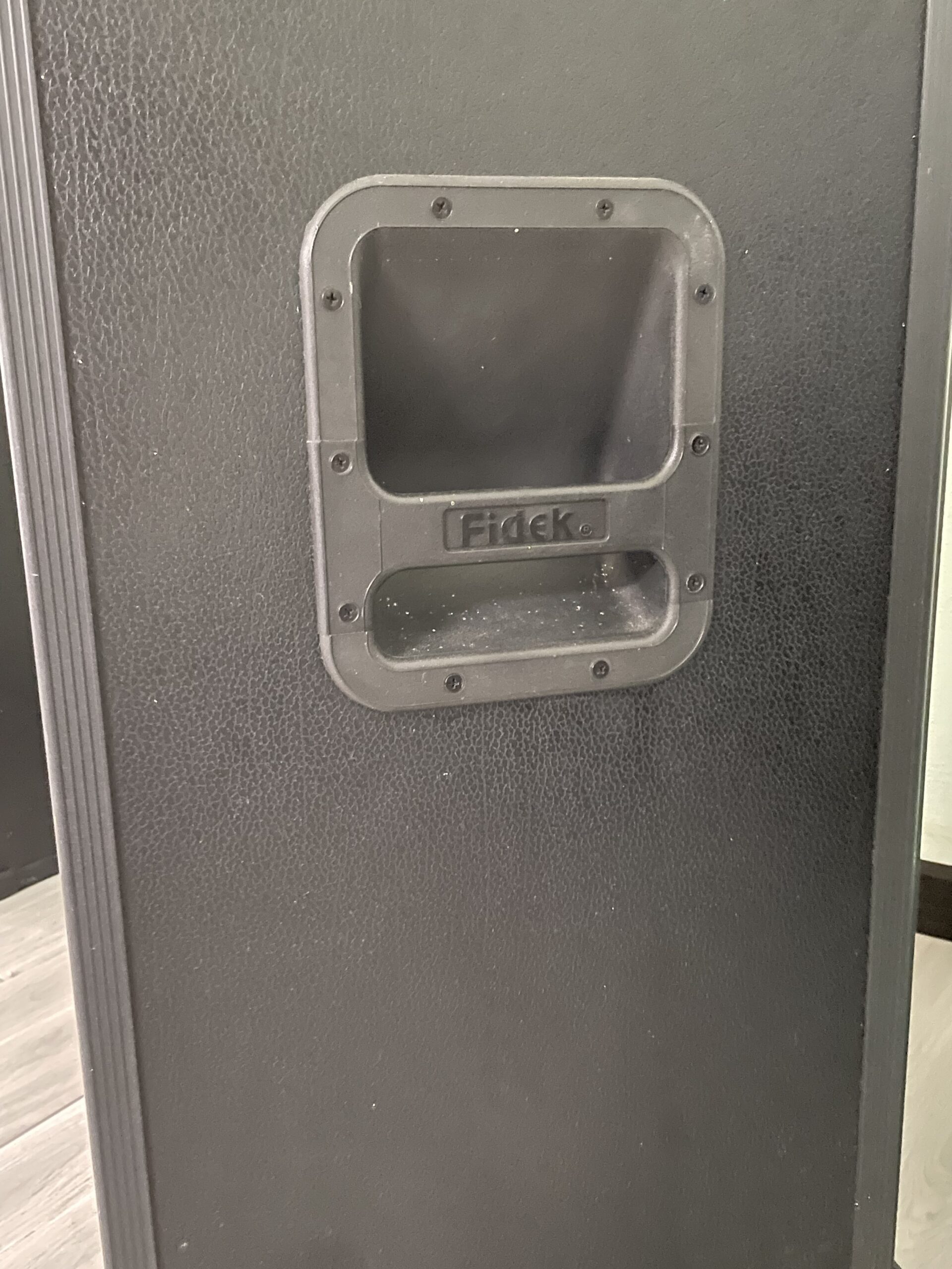 Par de Parlantes pasivos Fidek Potencia RMS de 200W c/u - Imagen 5